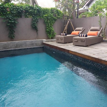 Anshel Hotel Seminyak Exterior foto